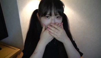 FC2PPV-1507830 あかり20歳のメイドカフェ店員★ツインテールの萌え萌え美女はアニメ声のМ女！パイパンのオマンコに大量中出しをします！