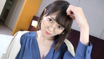 SIRO-4359 SIRO-4359 シロウトTV 【初撮り】【美乳×スレンダー×人妻】【指輪にかかる裏切りの液体】順風満帆な家庭を築く知性的な美人妻。気が強そうな彼女の羞恥心を煽り、淫らに変わっていく姿は.. ネットでAV応募→AV体験撮影 1413 りく 31歳 専業主婦