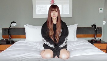 FC2PPV-1646670 【脱がずにするのも悪くない】みさ（りせ、める）/二十歳/大学生【完全顔出し】着衣生ハメSEX