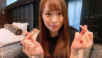 FC2PPV-1679611 エロ過ぎごめん。名器にやられて即イキからの色白美肌のプリけつ美マンに大量中出し！！顔面レベルたか過ぎて存在自体ヌケる※完全顔出し