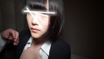 FC2PPV-1703388 職権乱用のナマ中出し最終面接。フェラを嫌がる勘違い就活生にはビンタで鉄拳制裁w そしたらアナルも舐めるまでに教育完了で祝採用w 最後はあふれた精子をローション代わりに鬼畜手マンw