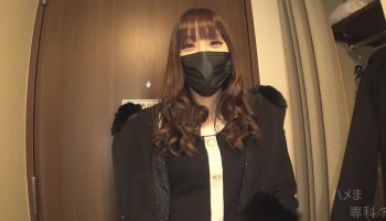 FC2PPV-1729348 フェラ抜き３発♪からの中出しSEX♥１週間オナ禁して臨んだ撮影、フェラだけの約束のはずが・・・しれっと中出し